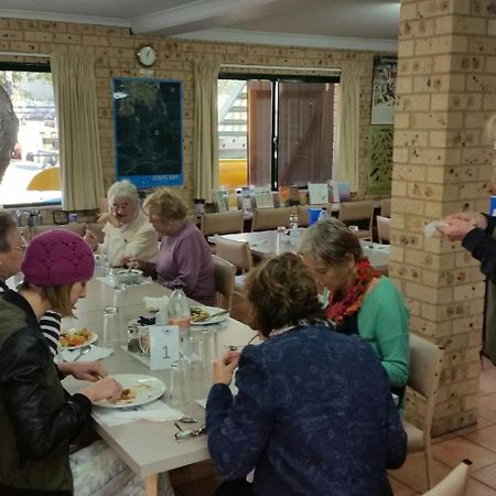 Wandarrah Lodge Hostel Merimbula Εξωτερικό φωτογραφία