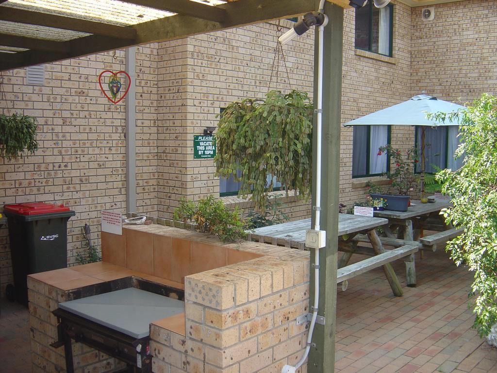 Wandarrah Lodge Hostel Merimbula Εξωτερικό φωτογραφία