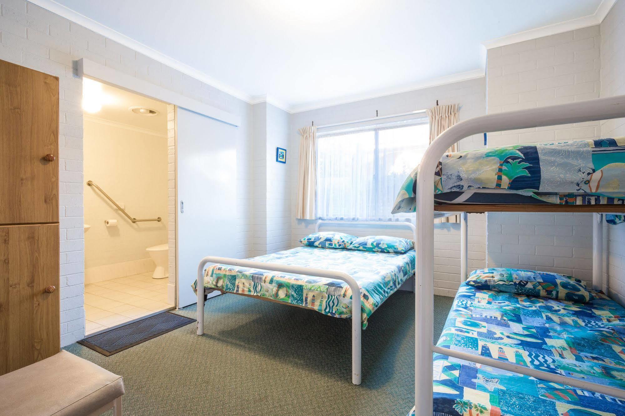 Wandarrah Lodge Hostel Merimbula Εξωτερικό φωτογραφία