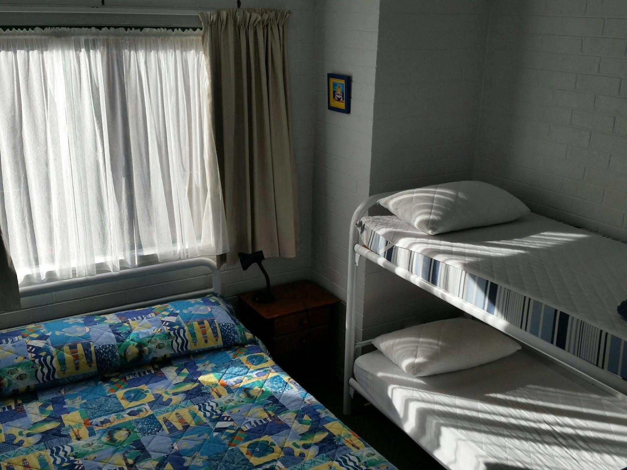Wandarrah Lodge Hostel Merimbula Εξωτερικό φωτογραφία